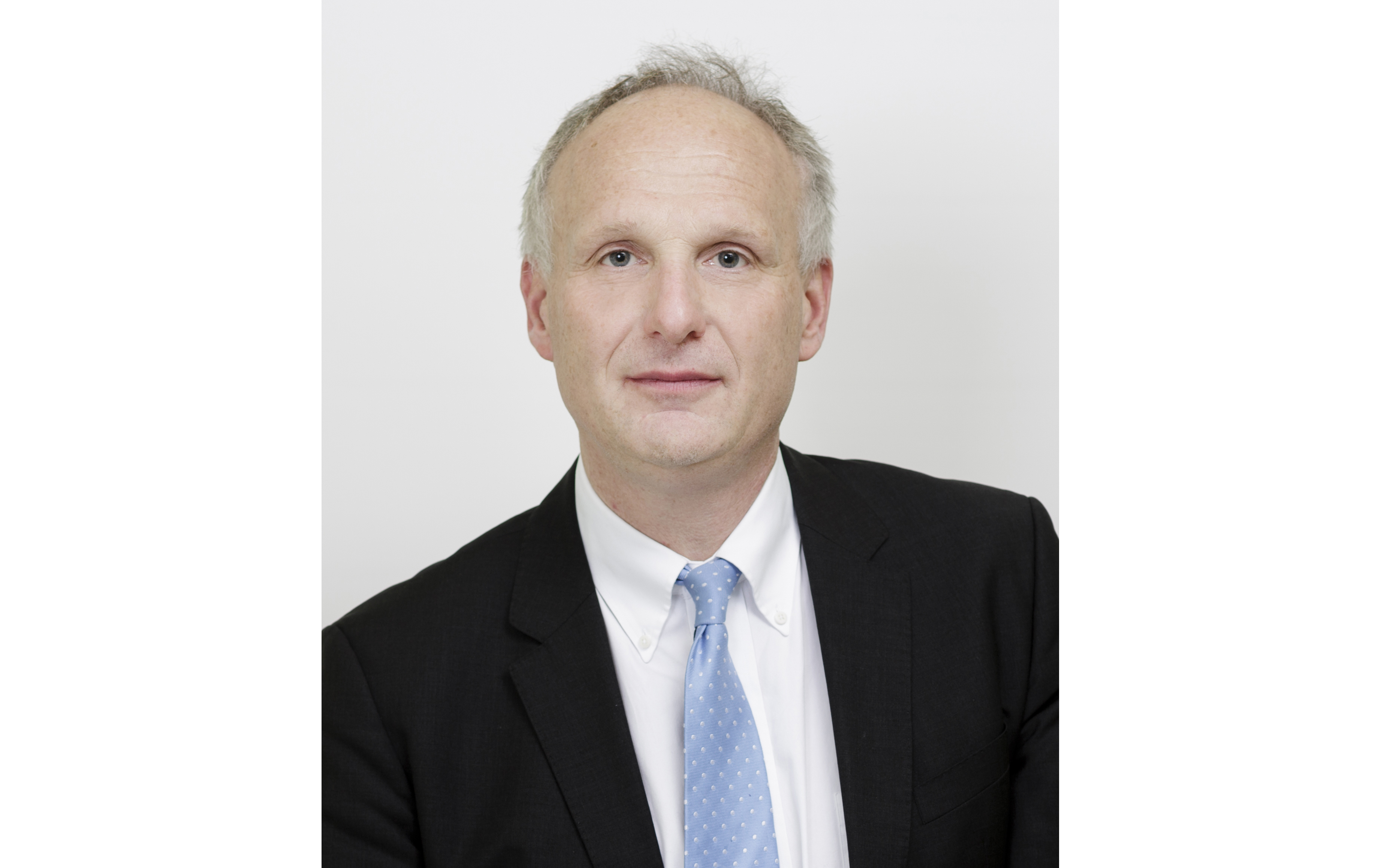 SSE Riga Rector Anders Paalzow has a member of the Latvian